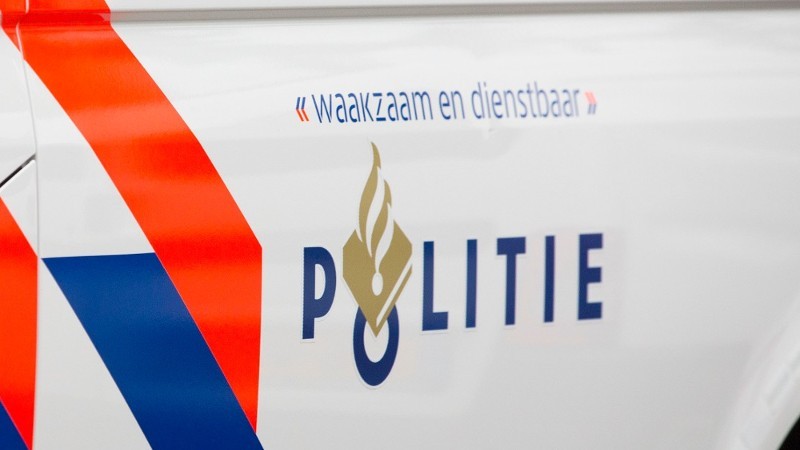 Leeuwarden - Politie doet onderzoek naar conflict met gewonden op feest in Leeuwarden